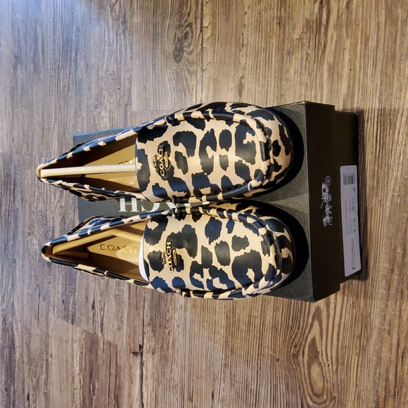 Coach Marley Leopard Print Driver - Picture 1 of 7